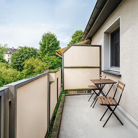 Smart Home - Essen - Perfect For 5 Guests! Central - Balcony - Netflix - Free Parking Zone エクステリア 写真